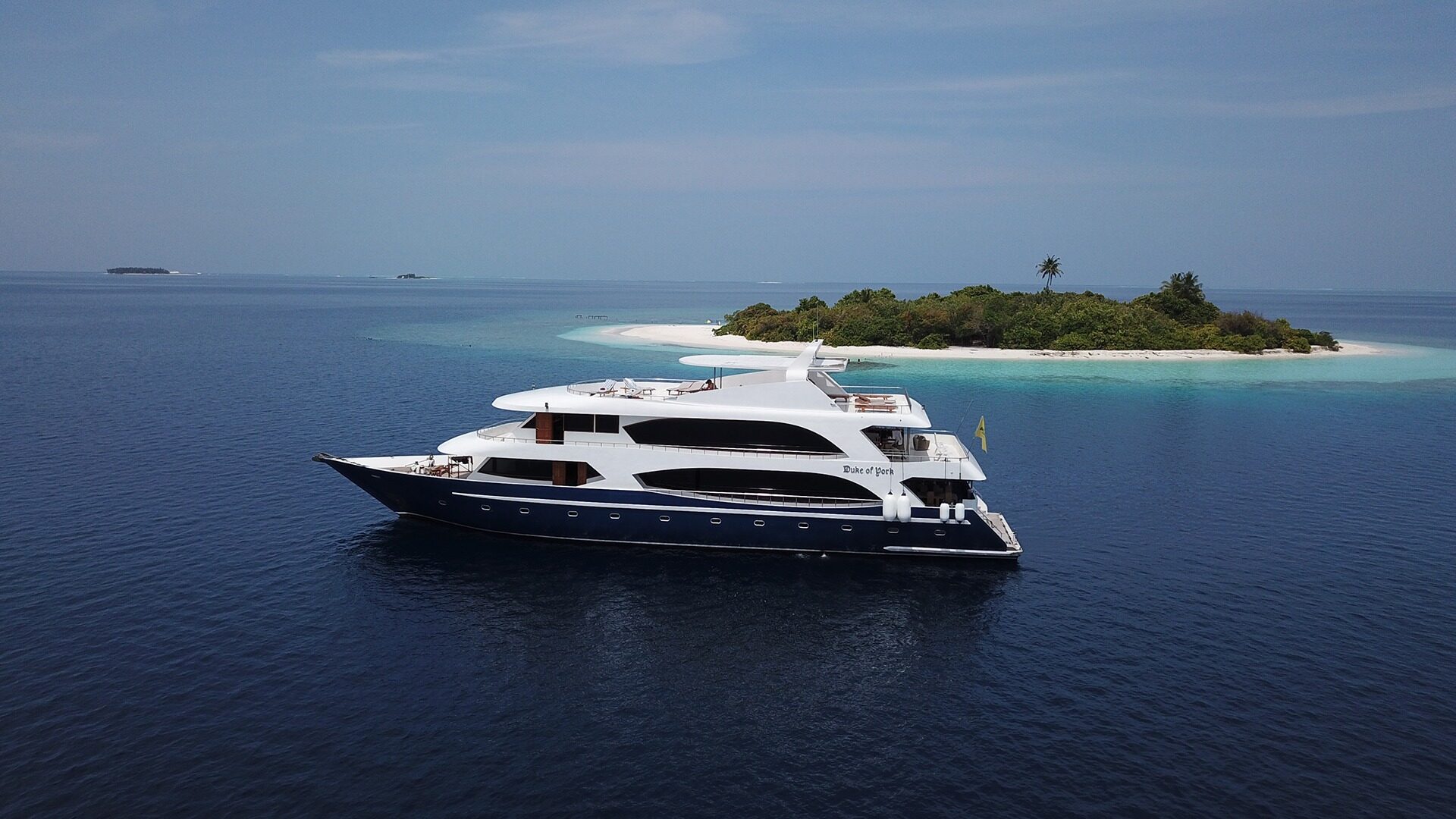 DIVING CRUISE YACHTS