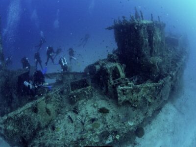 MALDIVES<br>Wreck Expedition